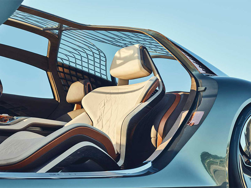بالصور... الكشف رسميًا عن طراز بينتلي المستقبلي الفريد EXP 100 GT